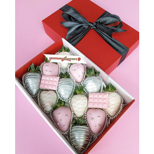12pcs Pink White Silver with Mini Choc Bars Chocolate Strawberries Gift Box